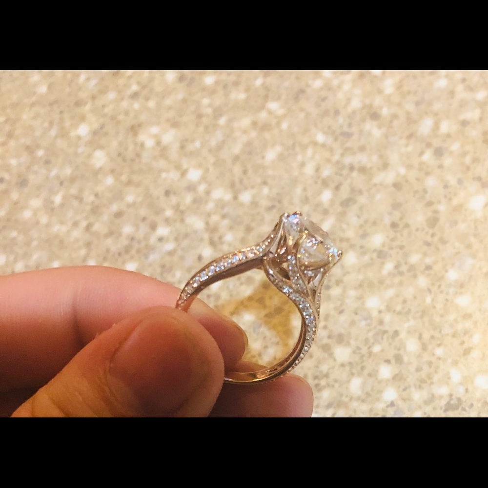 Rose gold ring size 6